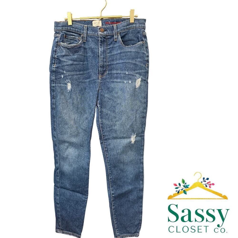AO.LA Alice Olivia Born to Run Straight Leg Jeans 31 Distressed Back Seam